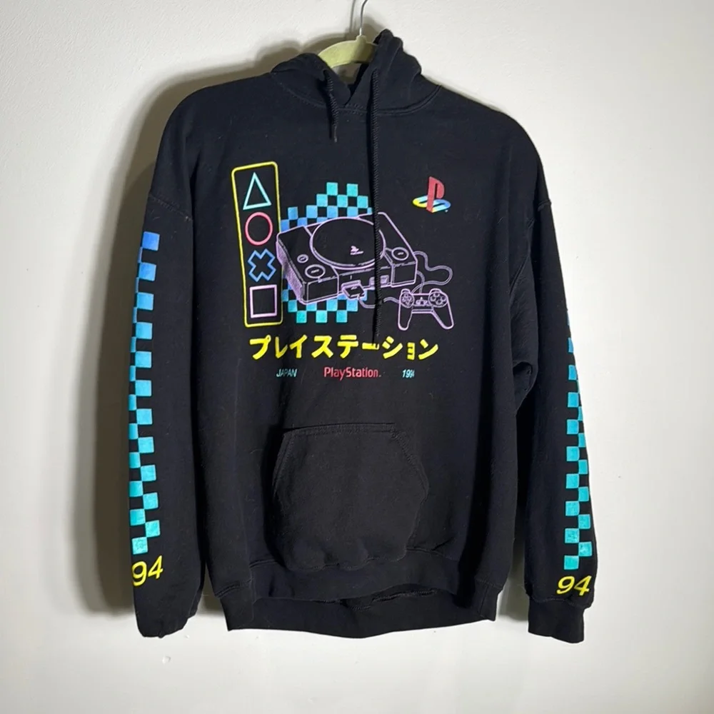 Black‎ PlayStation Graphic Hoodie